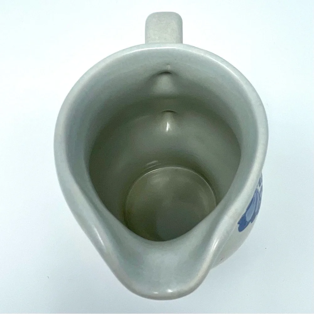 Pfaltzgraff Yorktowne Stoneware Creamer Handled Pitcher